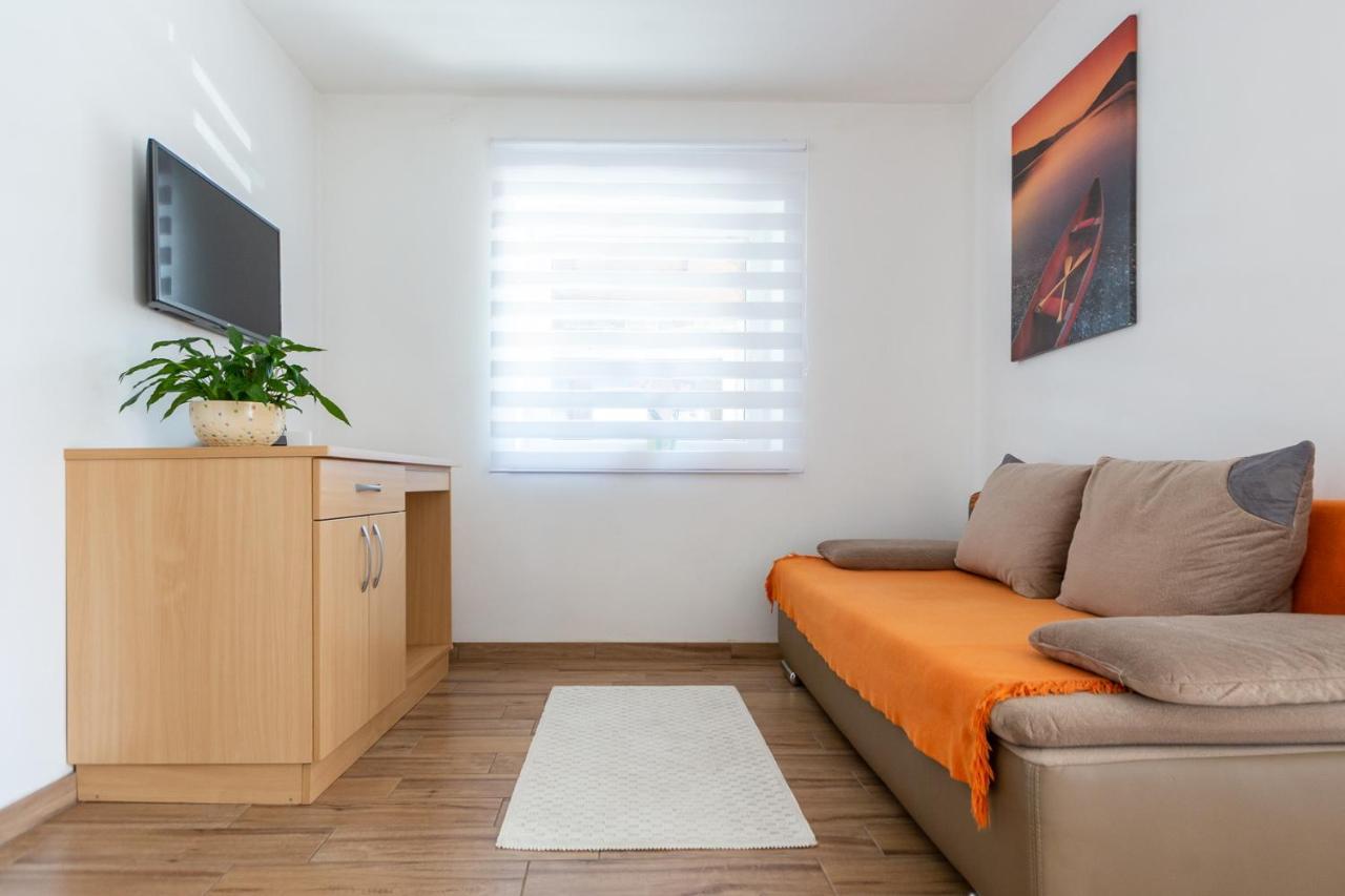 Apartments And Rooms Jeselnik Portoroz Bagian luar foto