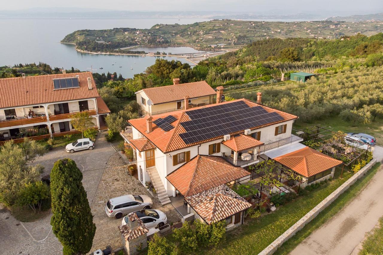 Apartments And Rooms Jeselnik Portoroz Bagian luar foto